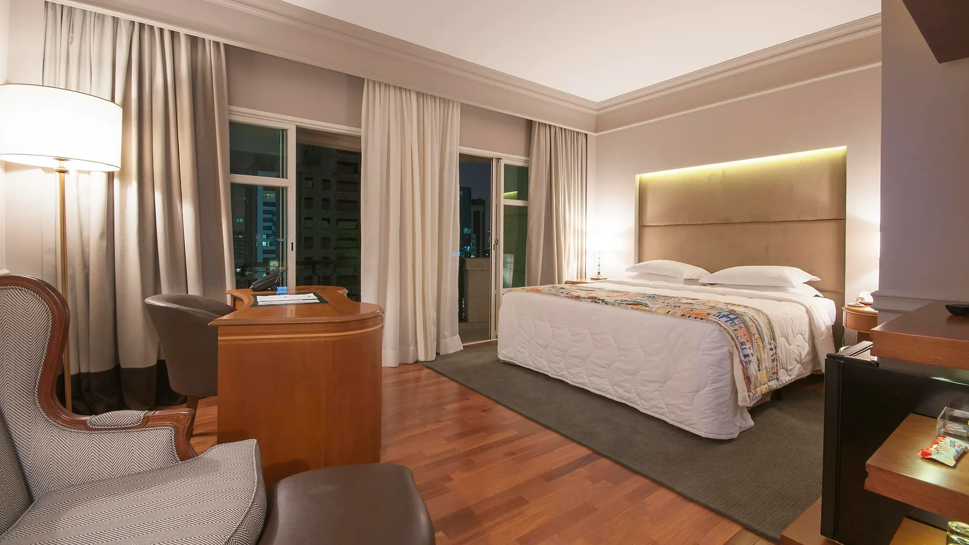 Gran Estanplaza Berrini Hotel São Paulo 5*,